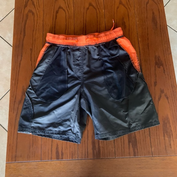 Nike shorts - Picture 7 of 9
